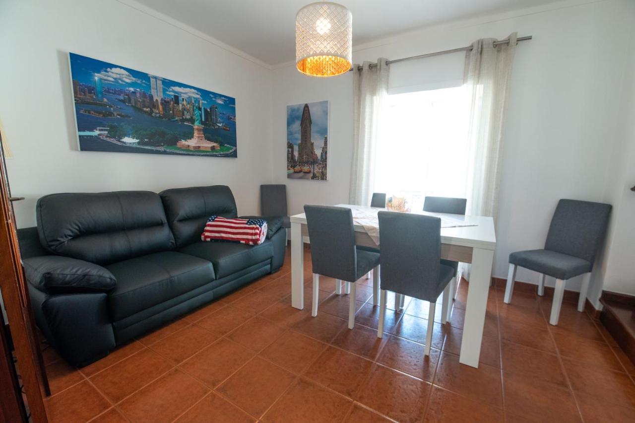Villa Bayview A Sua Casa A Beira Mar - 20 Mt Da E Da Famosa Bola Nivea